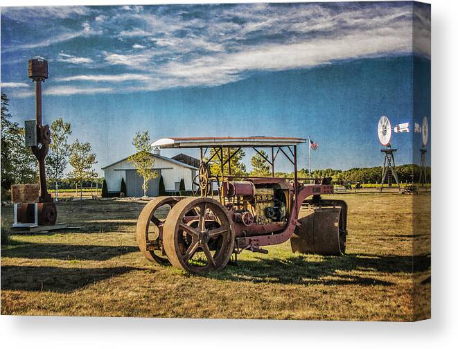 Vintage Canvas Print featuring the photograph Vintage Tractor by Cathy Kovarik