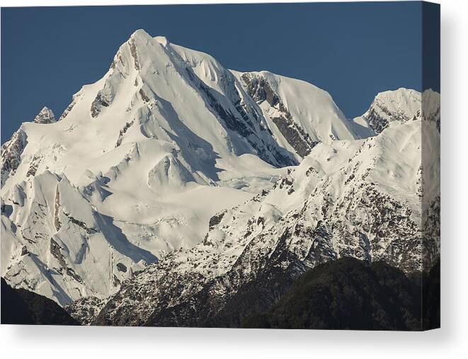 530842 Canvas Print featuring the photograph Western Peak Of Mount Elie De Beaumont by Colin Monteath