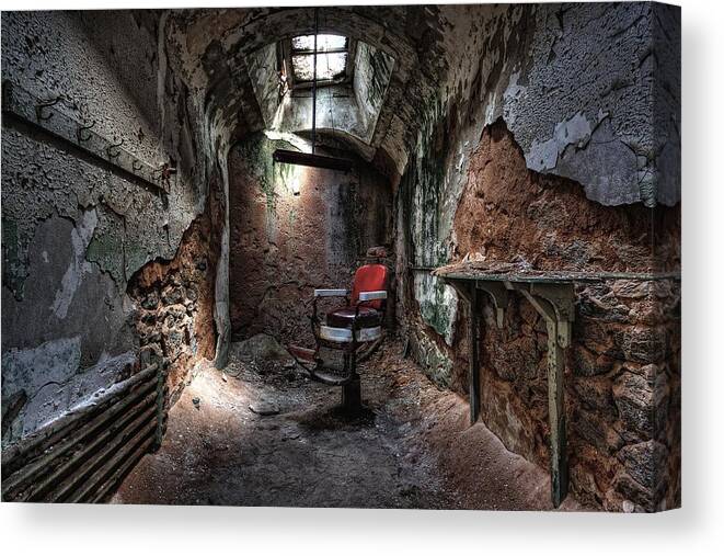 Urbex Canvas Print featuring the photograph Who needs a trim. by Rob Dietrich