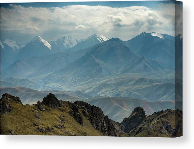 Scenics Canvas Print featuring the photograph Xinjiang Tianshan by Nutexzles