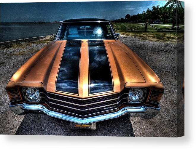 1972 Chevrolet Chevelle Canvas Print featuring the photograph 1972 Chevelle #2 by David Morefield