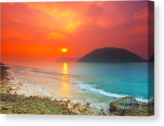 Beautiful Canvas Print featuring the photograph Sunrise #48 by MotHaiBaPhoto Prints