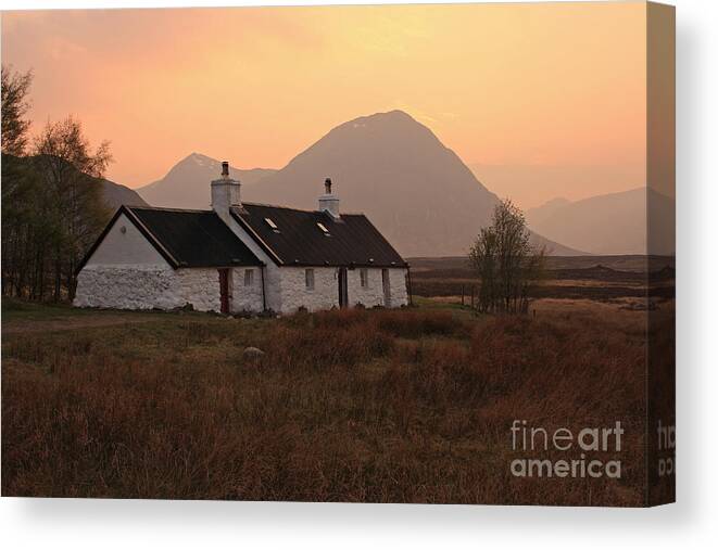 Black Rock Cottage Canvas Print featuring the photograph Black Rock Cottage Sunset by Maria Gaellman