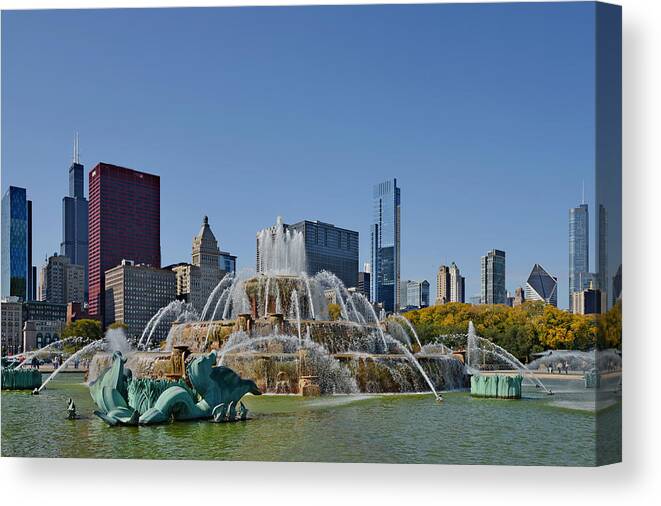 Clarence Canvas Print featuring the photograph Buckingham Fountain Chicago by Alexandra Till