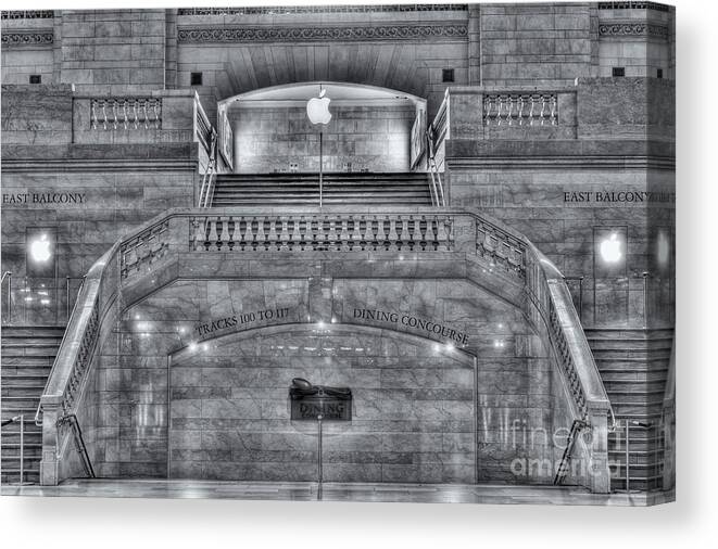 Clarence Holmes Canvas Print featuring the photograph Grand Central Terminal East Balcony II by Clarence Holmes