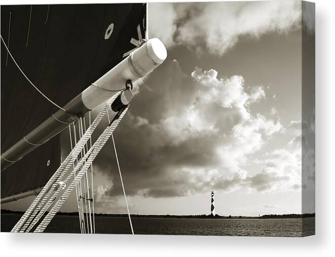 Photo Canvas Print featuring the photograph Past The Light - 1 by Alan Hausenflock
