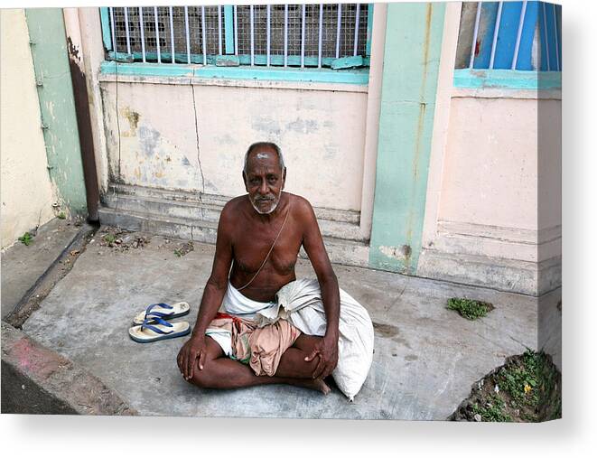 India Trip 1_18 Canvas Print featuring the photograph Seeing You Feel by Emery Graham