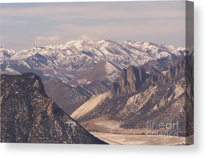 Mountains Canvas Print featuring the photograph Sunlight Splendor by Dorrene BrownButterfield