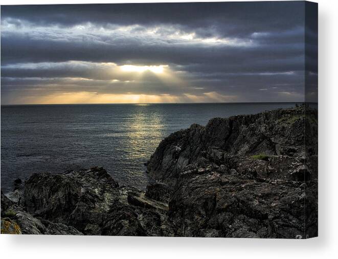 Morning Canvas Print featuring the photograph Sunrise in HDR by Celine Pollard