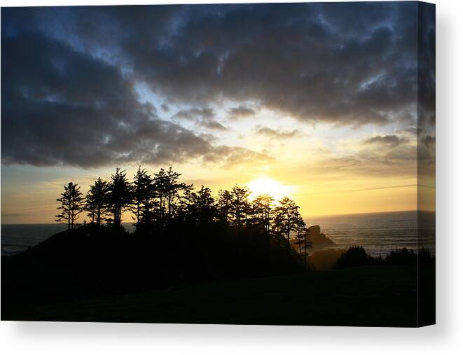 Ecola State Park Canvas Print featuring the photograph Sunset at Ecola Point by Steven A Bash