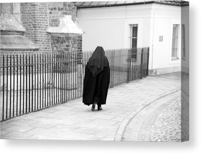  Canvas Print featuring the photograph The Walk To Prayer by Jez C Self