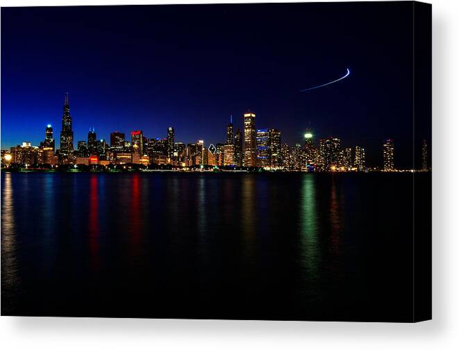 Architecture Canvas Print featuring the photograph Chicago-Skyline 3 #1 by Richard Zentner