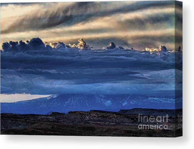 Utah Landscape Canvas Print featuring the photograph Crowning Glory by Jim Garrison