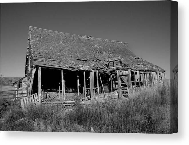 Americana Canvas Print featuring the photograph Hay Barn #1 by Mark Smith
