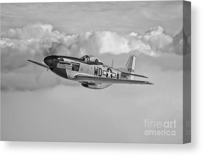 Horizontal Canvas Print featuring the photograph A P-51d Mustang In Flight #10 by Scott Germain