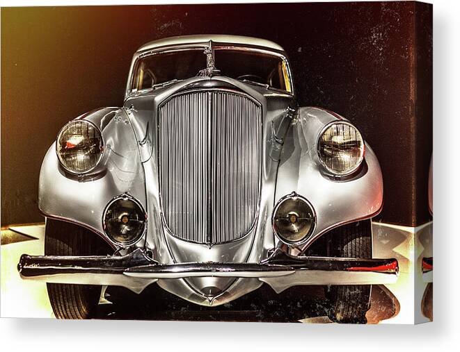 2016 Canvas Print featuring the photograph 1933 Pierce-Arrow Silver Arrow Front View by Wade Brooks
