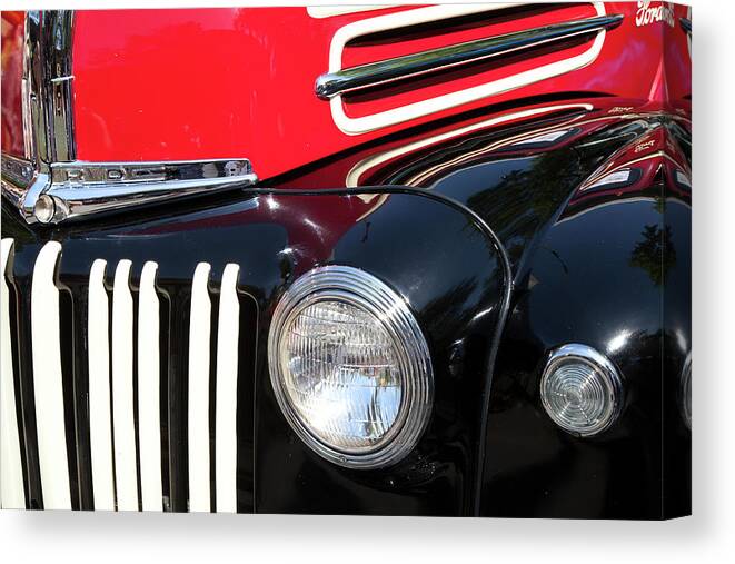 Ford Canvas Print featuring the photograph 1947 Vintage Ford Pickup Truck by Theresa Tahara