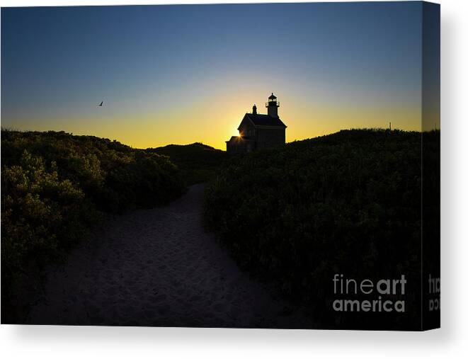 Lighthouse Canvas Print featuring the photograph Block Island North Lighthouse #2 by Diane Diederich