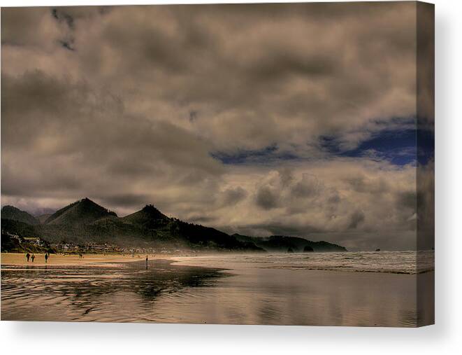 Seascape Canvas Print featuring the photograph Cannon Beach #2 by David Patterson