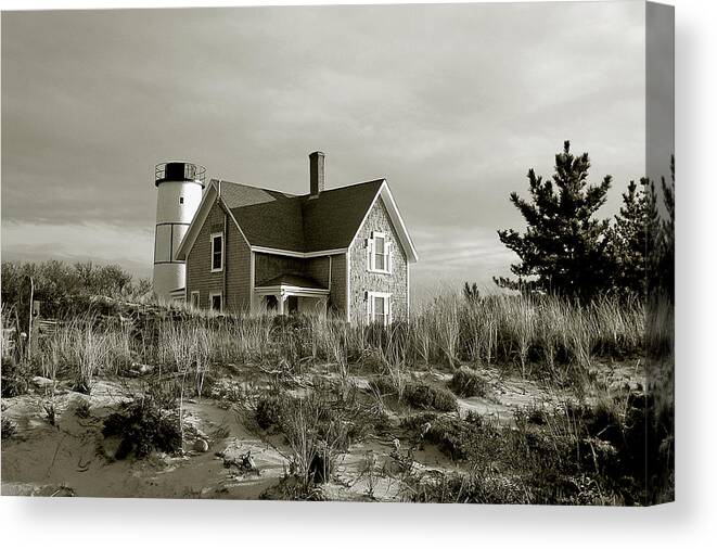 Sandy Neck Canvas Print featuring the photograph Sandy Neck Lighthouse #4 by Charles Harden