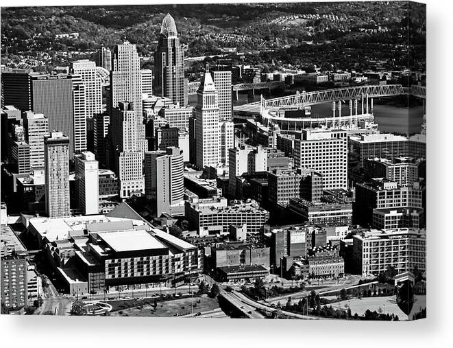 Cincinnati Canvas Print featuring the photograph Downtown Cincinnati #4 by Mountain Dreams