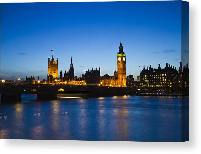 Edf Eye London Eye City Hall On The Sounthbank Of The Thames London’s Tourist Attractions Canvas Print featuring the photograph London Skyline Big Ben #5 by David French