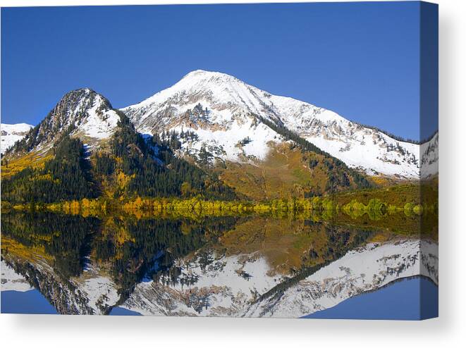 Colors Canvas Print featuring the photograph Fall Colors by Mark Smith