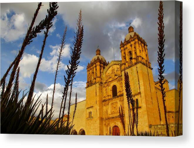 Santo Domingo @ Oaxaca Mexico Canvas Print featuring the photograph Oaxaca Mexico #6 by Jim McCullaugh
