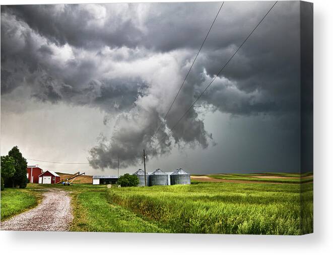 Wyoming Canvas Print featuring the photograph Alive Sky in Wyoming by Ryan Crouse