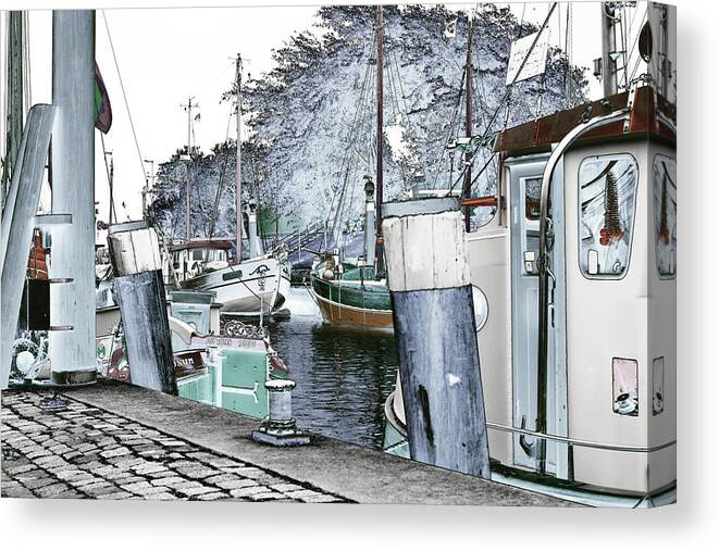 Art Photography Canvas Print featuring the photograph Art Print Boat 2 by Harry Gruenert