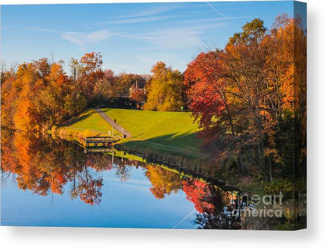 Gaithersburg Canvas Print featuring the photograph Autumnal Scene by Thomas Marchessault