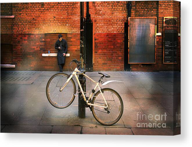 Bicycle Canvas Print featuring the photograph Back Alley Bike by Craig J Satterlee