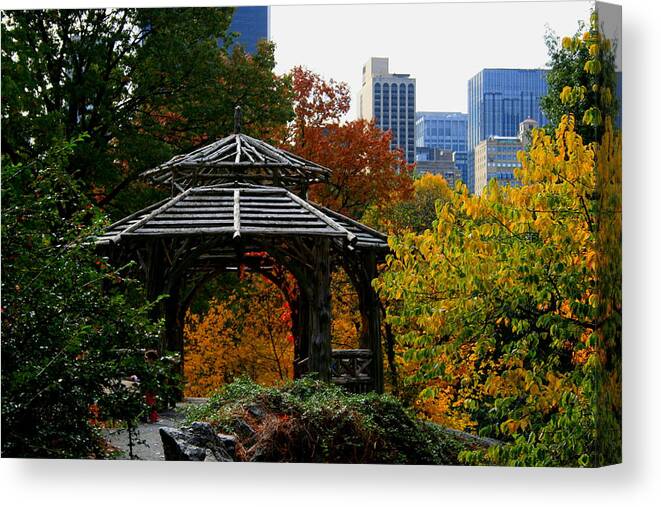 Gazebo Canvas Print featuring the photograph Central Park Gazebo by Christopher J Kirby