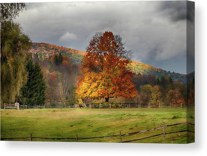 Vermont Fall Foliage Canvas Print featuring the photograph Clouds part over Marsh Billings-Rockefeller NHP by Jeff Folger
