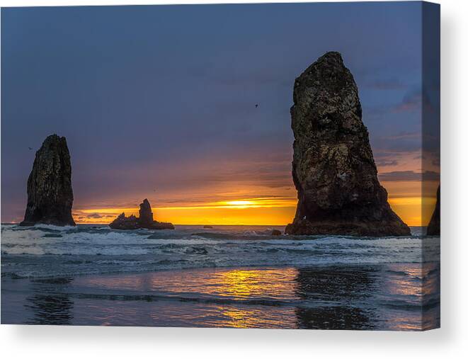 Sunset Canvas Print featuring the photograph Coastal Sunset by Jerry Cahill