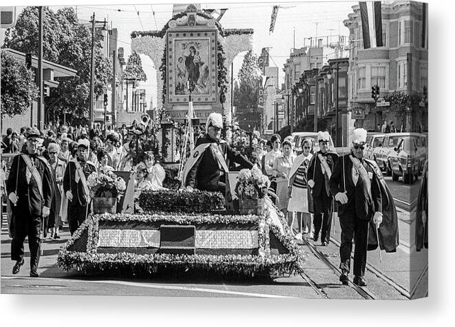 Fine Art Canvas Print featuring the photograph Columbus Day Parade San Francisco by Frank DiMarco