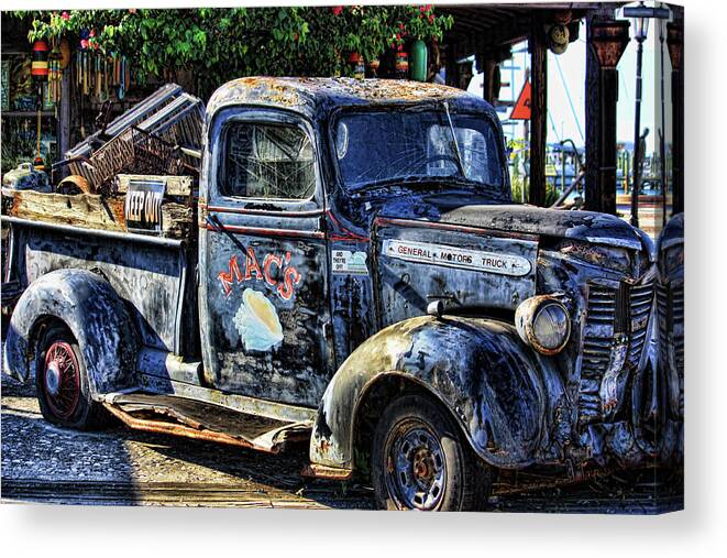 Key West Canvas Print featuring the photograph Conch Truck by Joetta West