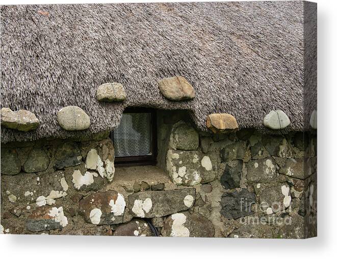 Museum Of Island Life Canvas Print featuring the photograph Cottage Thatched Roof and Window by Bob Phillips