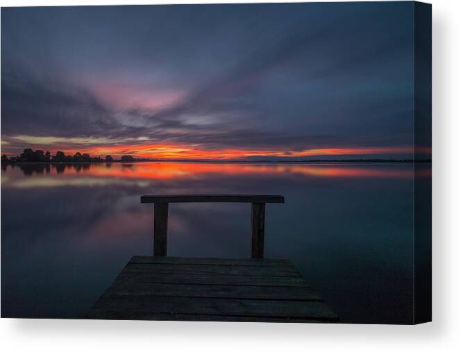 Landscape Canvas Print featuring the photograph Crack of dawn by Davorin Mance