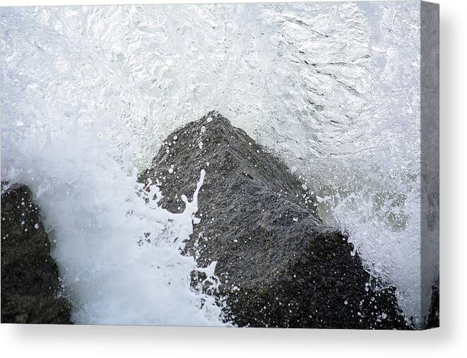 Scenery Canvas Print featuring the photograph Crashing Wave by Kenneth Albin