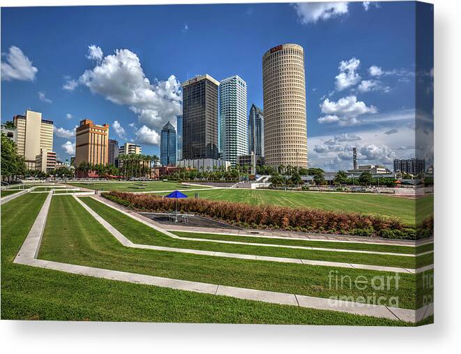 Curtis Hixon Waterfront Park of Tampa