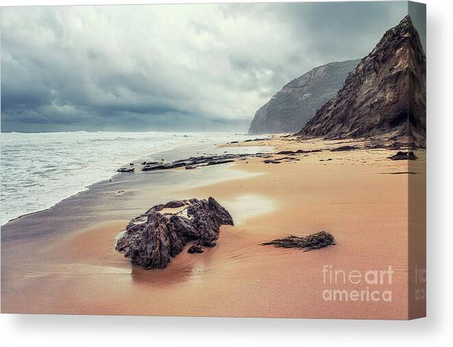 Kremsdorf Canvas Print featuring the photograph Fade Into The Ocean by Evelina Kremsdorf