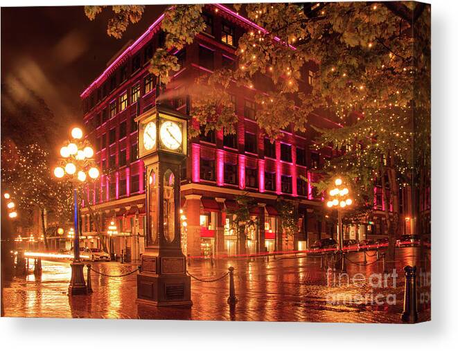 Gastown Canvas Print featuring the photograph Gastown Night with steam rising from the clock by Josephine Cleopahrt