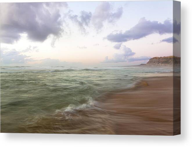 Goodbye Canvas Print featuring the photograph Goodbye Summer by Edgar Laureano