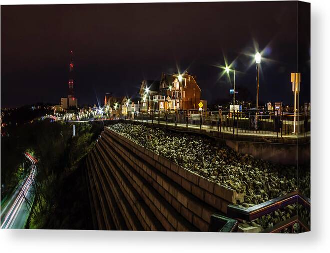 Grandview Avenue Canvas Print featuring the photograph Grandview Ave. by Karl Holzapfel