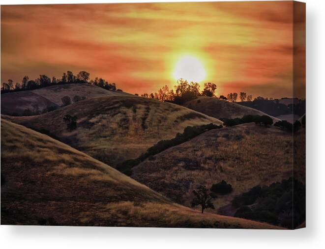 Lake San Antonio Canvas Print featuring the photograph Here Comes the Sun by Beth Sargent