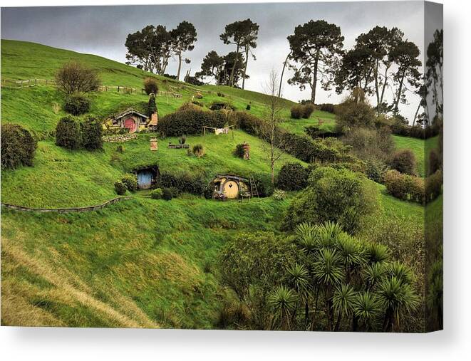 Photograph Canvas Print featuring the photograph Hobbit Valley by Richard Gehlbach