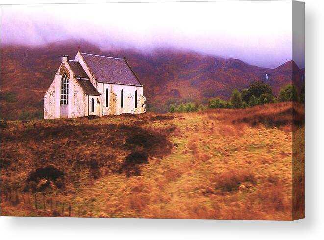 House Canvas Print featuring the photograph House On The Prairie by HweeYen Ong