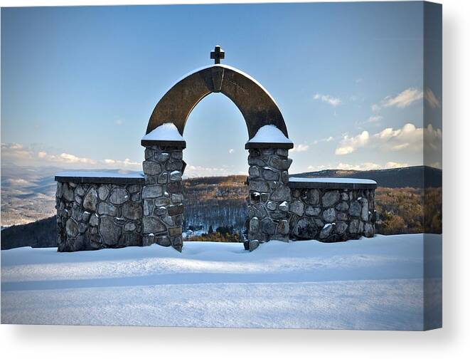 #cragsmoor Stone Church Canvas Print featuring the photograph A New Beginning by Cornelia DeDona