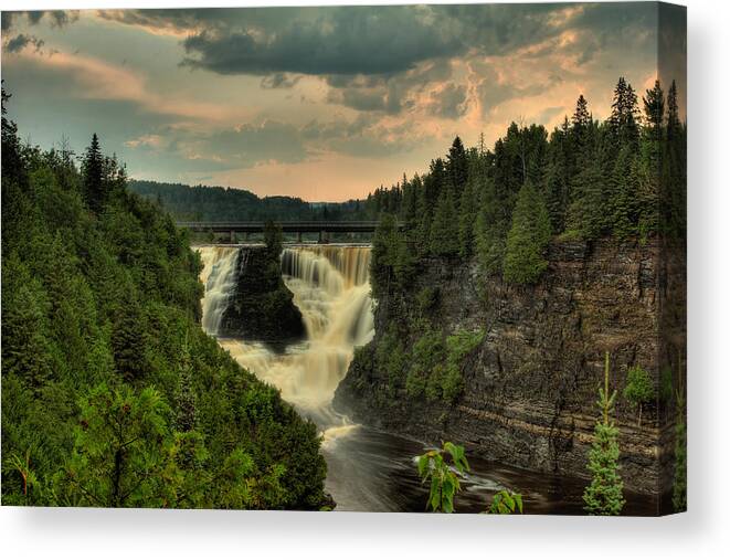 Green Mantle Canvas Print featuring the photograph Kakabeka Falls After a Storm by Jakub Sisak